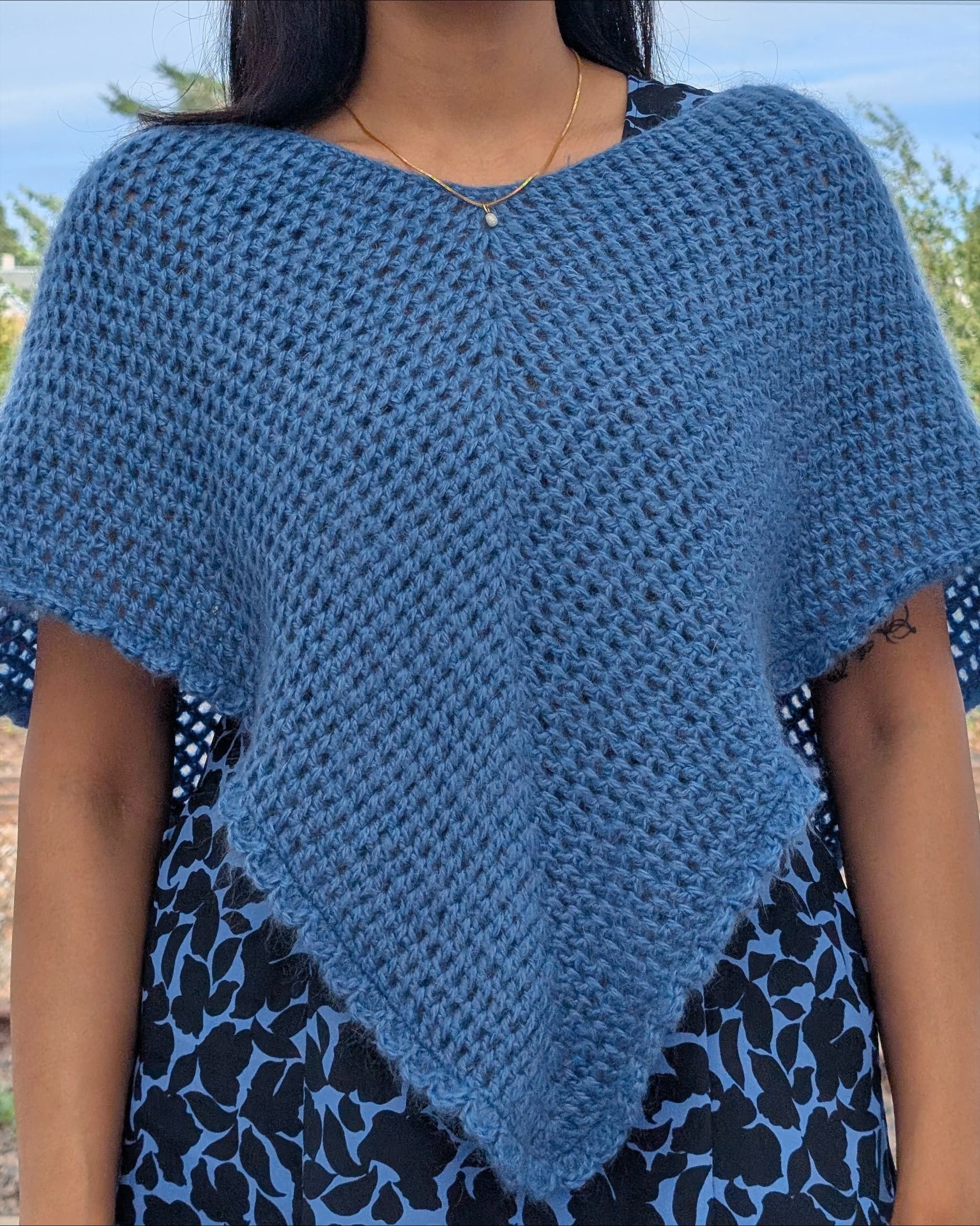 Cloudy Poncho - bilde 1